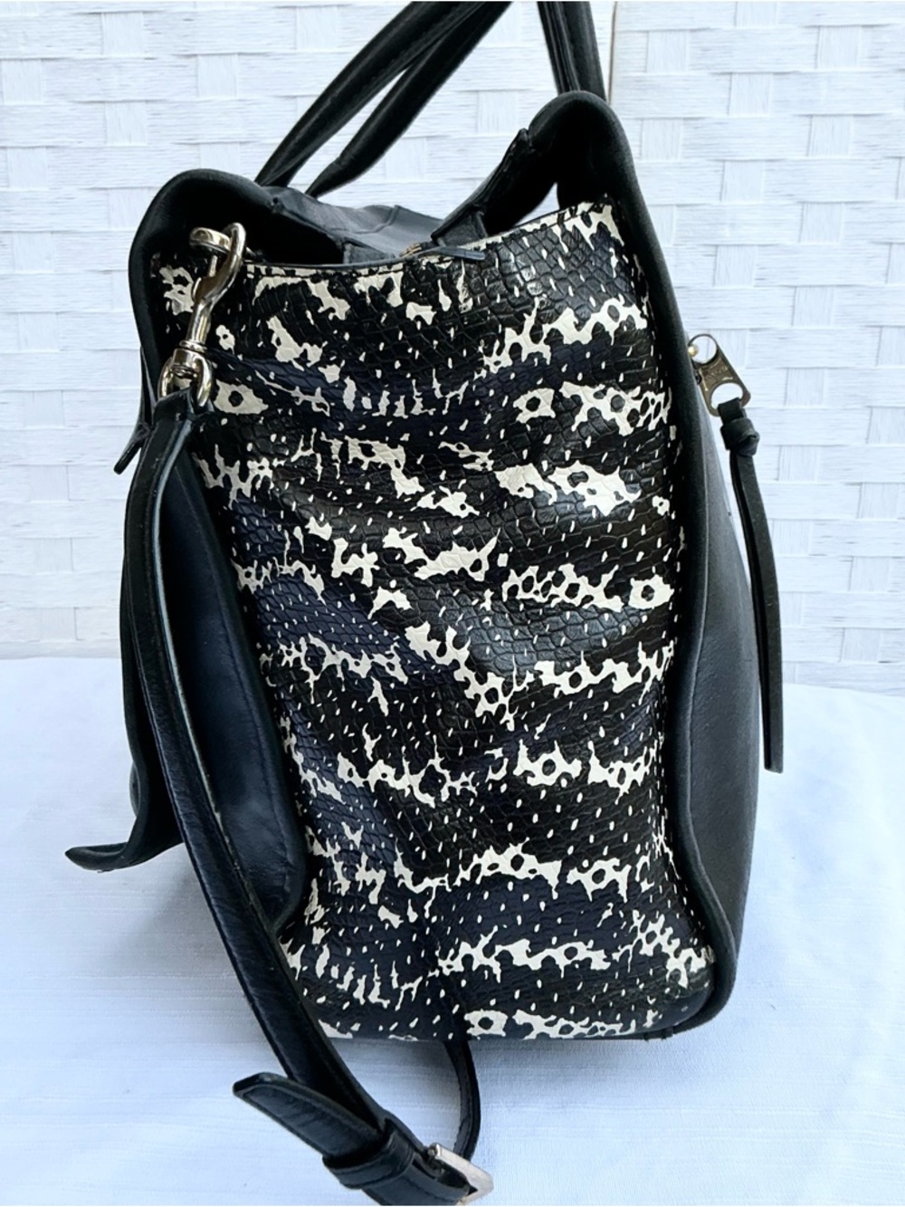 Coach Bleecker Riley Satchel - Picture 5 of 8